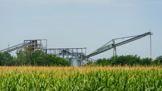 Bodenschätze: Baustoff mit Konfliktpotenzial - Kies und Sand in Hessen