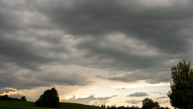 Wetterumschwung: Gewitter und Unwetter zum Wochenende erwartet