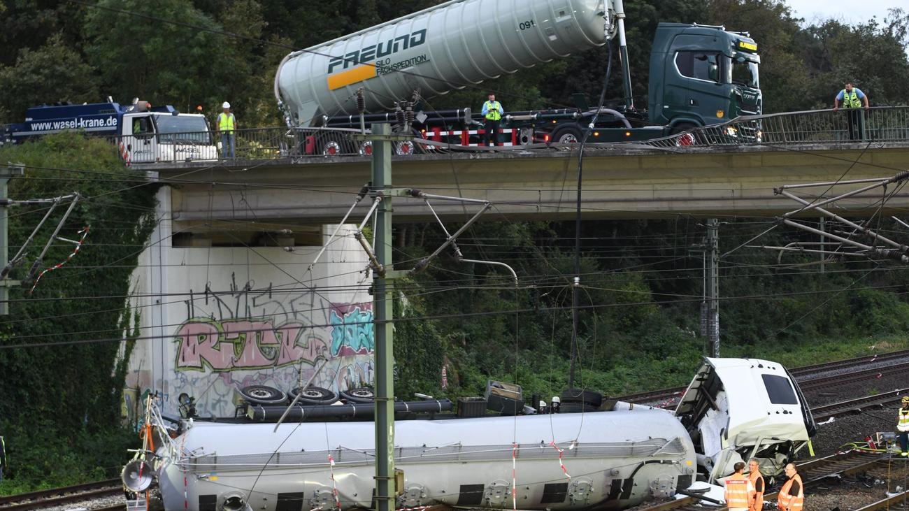 Accidents: Cologne-Aachen railway line remains closed after truck accident