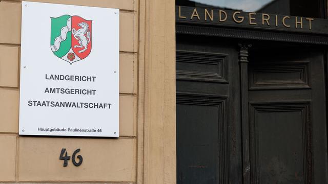 Opfer aus Niedersachsen: Landgericht Detmold: Mordprozess nach Tod auf Landstraße