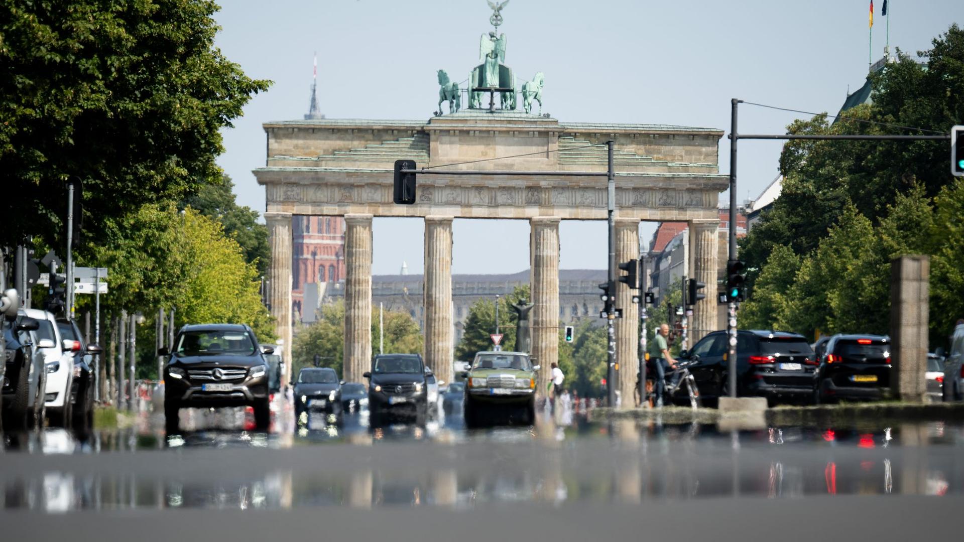 Wetter für Berlin/Brandenburg: Sommerlicher Wochenstart mit viel Sonne