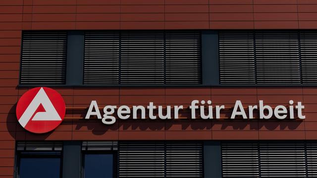 Arbeitsmarkt: Etwas weniger Arbeitslose in Sachsen-Anhalt gemeldet