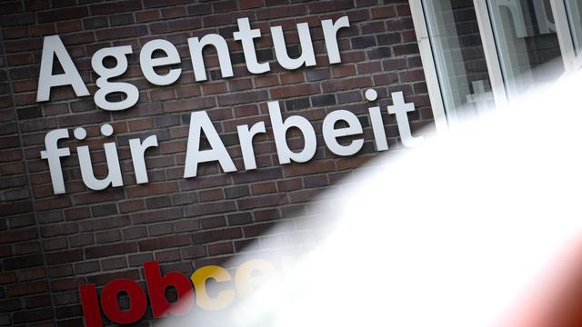 Arbeitsmarkt: Zahl der Arbeitslosen in Niedersachsen leicht gesunken