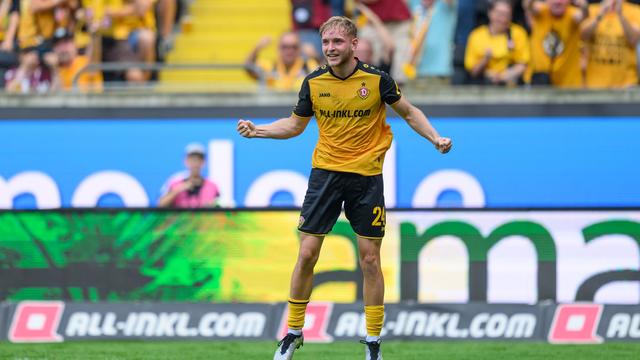 3. Liga: Dynamo Dresden bezwingt VfB Stuttgart II mühelos mit 2:0