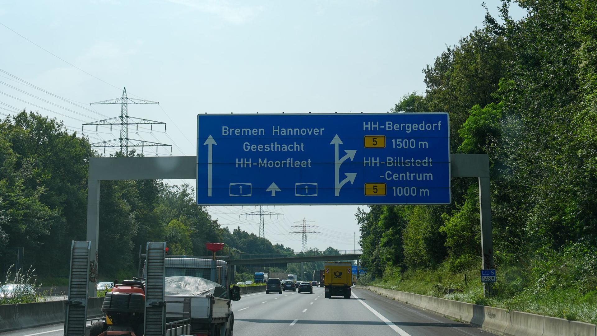 Verkehr: Bauarbeiten auf der A1 - Autobahn in Hamburg verengt