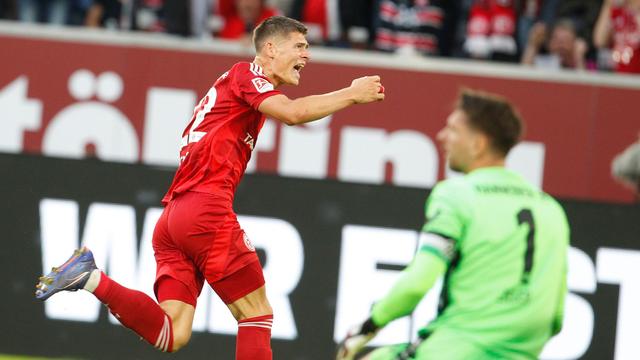 2. Fußball-Bundesliga: Köln jubelt auf Schalke - Lieberknecht-Aus in Darmstadt