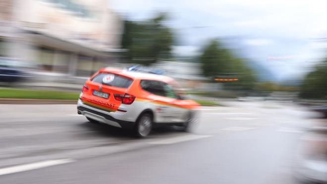 Unfall: Der 69-jährige Radfahrer verstarb noch an der Unfallstelle.