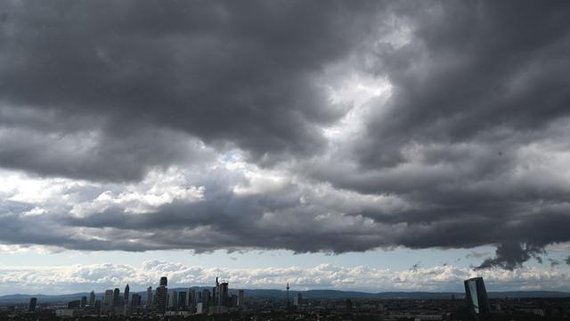 Wetter: Gewitter und starker Regen in Hessen