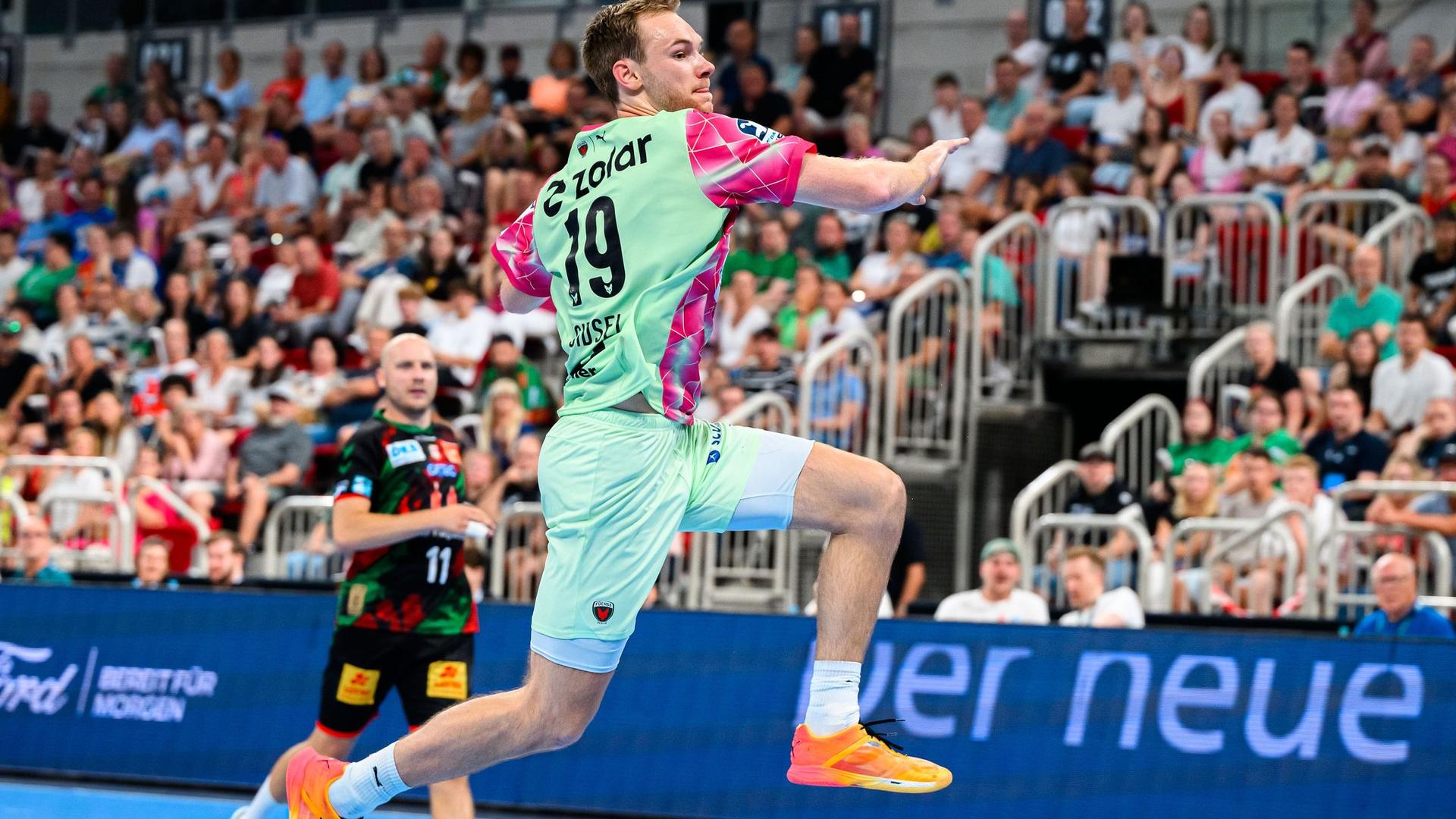 Handball: Füchse Berlin siegen zum Auftakt in Eisenach