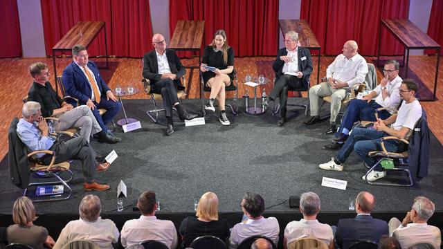 Wahlkampf: AfD-Kandidat verlässt Talk - Streit über Migrationspolitik