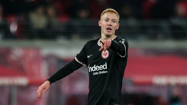 Fußball: Larsson nach Abreise vom Nationalteam im Eintracht-Training