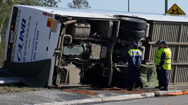 Urteil nach tödlichem Unfall: Hochzeitsbus-Unglück in Australien: 32 Jahre Haft für Fahrer