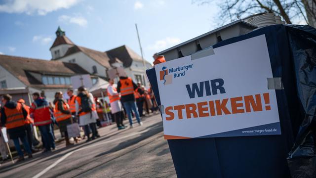 Tarifstreit: Ärzte zum Warnstreik auch im Saarland aufgerufen