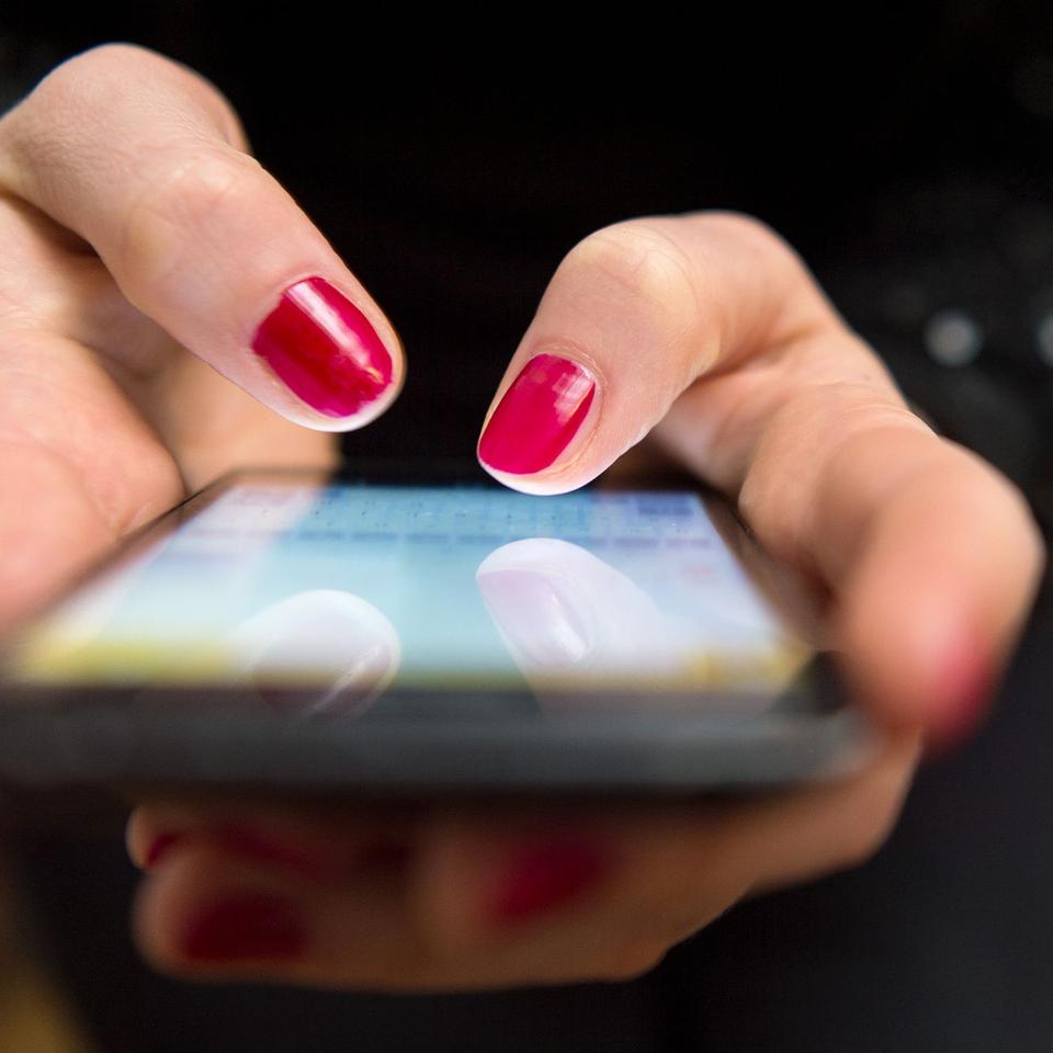 Großfahndung mit Festnahmen: Männer bei Sex-Treffen zusammengeschlagen und  ausgeraubt | ZEIT ONLINE