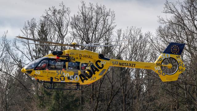 Notfall in München: Mann per Rettungshubschrauber aus Isar gerettet