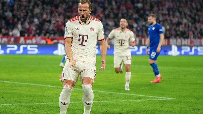 Champions League: Als Erster auf der Bank: Thomas Müller.