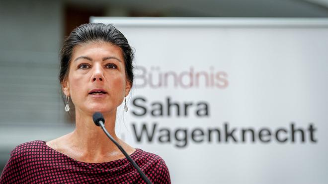 客製化系統 Verschobenes Großprojekt：英特爾位於馬格德堡的 Chipfabrik - Sahra Wagenknecht 發現：Dann sollen die vorgesehenen Subventionen anders verwendet werden。