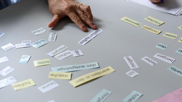 Bildung: Alphabetisierung von Erwachsenen - Sieben neue Zentren