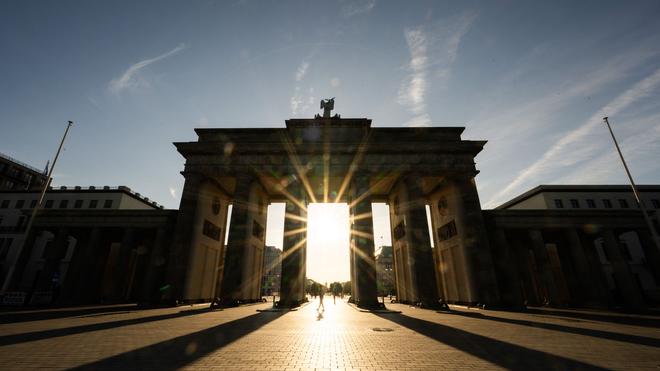 Wetter: In Berlin und Brandenburg bleibt das spätsommerliche Wetter: Es bleibt sonnig und trocken. (Archivbild)