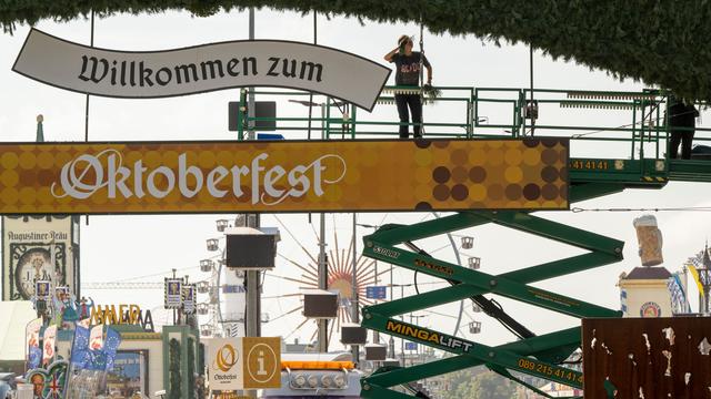 Oktoberfest: Wiesn-Countdown - Traditioneller Rundgang mit Stadtspitze