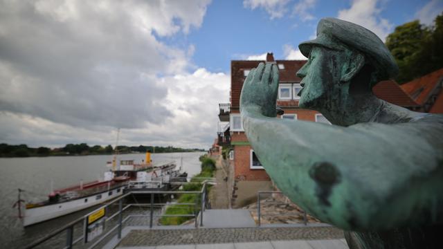 Elbe: Hochwasser: Lauenburg gibt vorläufige Entwarnung