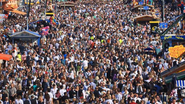 Oktoberfest: Fulminantes erstes Wiesn-Wochenende - eine Million Gäste