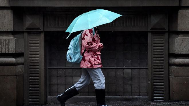 Wettervorhersage: In Rheinland-Pfalz und im Saarland bleibt es in den kommenden Tagen nass. (Symbolbild)