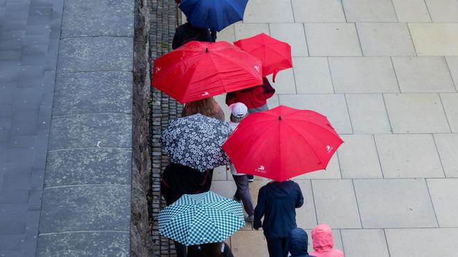 Wettervorhersage: In Nordrhein-Westfalen bleibt es in den kommenden Tagen nass. (Symbolbild)