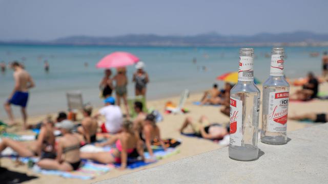 Mallorca: Wegen «Strandsterben»: Künftig weniger Liegen am Ballermann