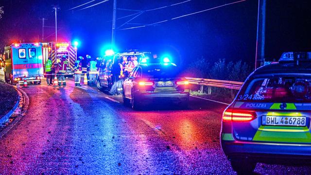 Verkehr: Zwei Kinder sterben bei Autounfall in Baden-Württemberg