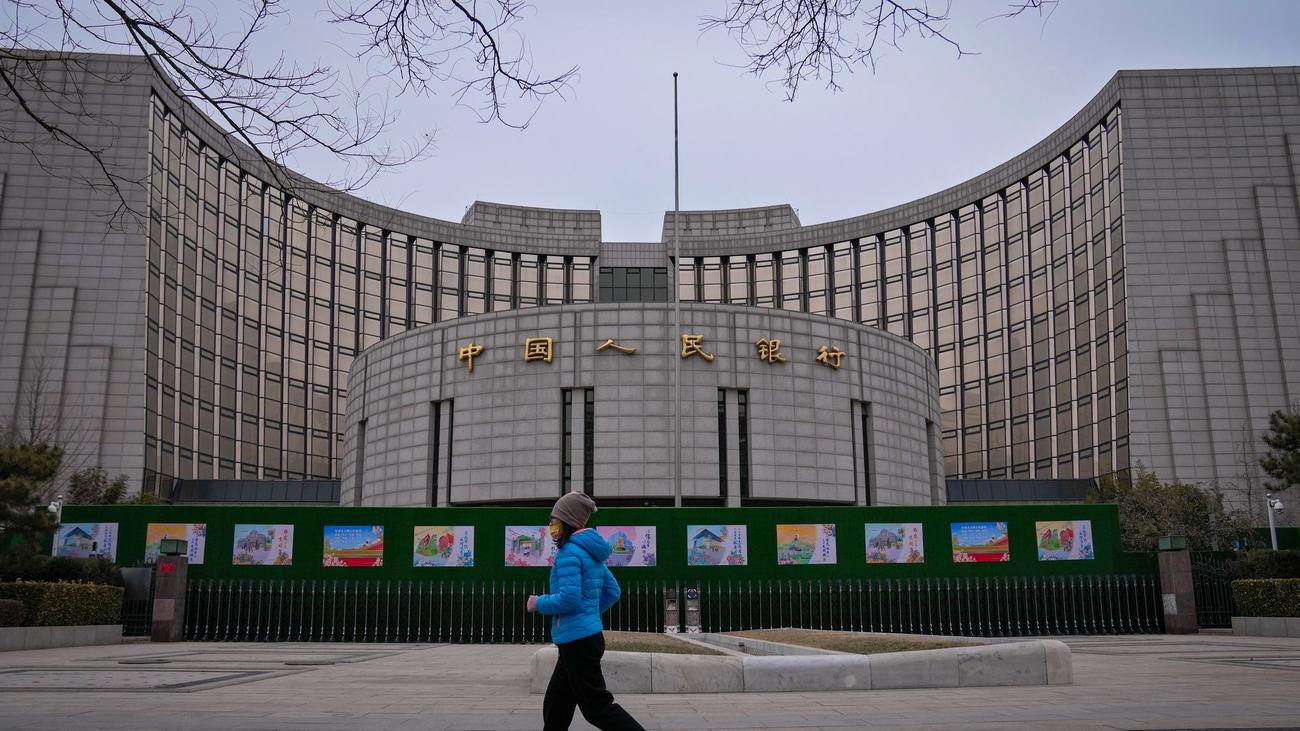 Monetary policy: China lowers reserve requirements to support the economy