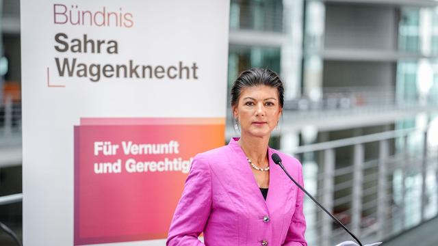 Regierungsbildung Brandenburg: Woidke sprach mit BSW-Chefin - Sondierung steht bevor