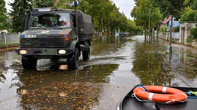 Überflutungen: Das Hochwasser in Frankfurt (Oder) geht allmählich zurück.