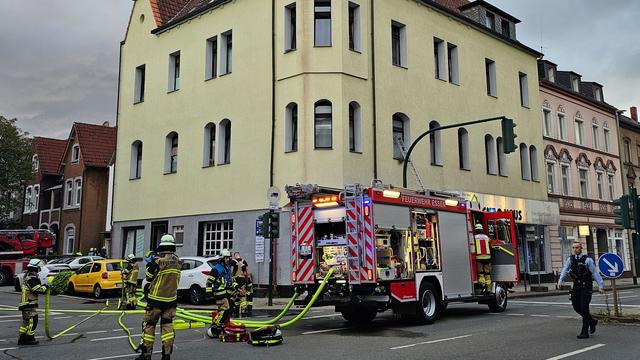 Auch Kinder betroffen: Verletzte bei mehreren Bränden in Essen