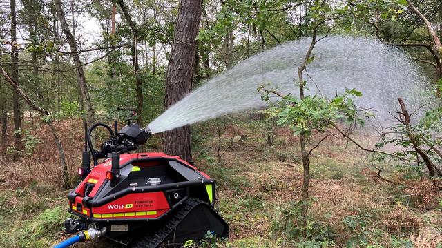 Technik und Brandbekämpfung: Neu in Hessen: Löschroboter «Wolf» hilft Hanauer Feuerwehr