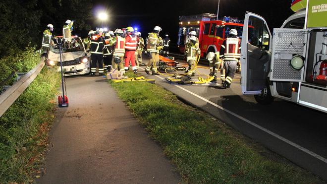 Verkehrsunglück: Der Taxifahrer erlag seinen Verletzungen in een Krankenhaus. (Symbool afbeelding)