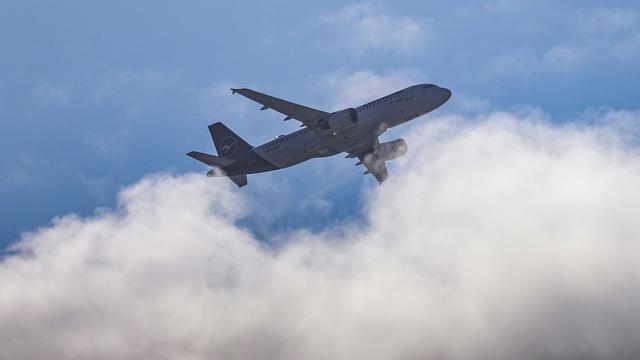 Tarife: Warnstreik bei Lufthansa-Töchtern in Leipzig und Dresden