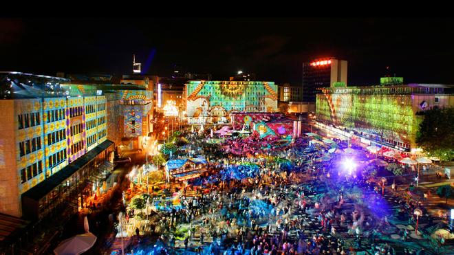 Lichtkunst: Op het Essener Light Art Festival was de hele Kennedyplatz in de Innenstadt een Gesamtkunstwerk. (archiefafbeelding)