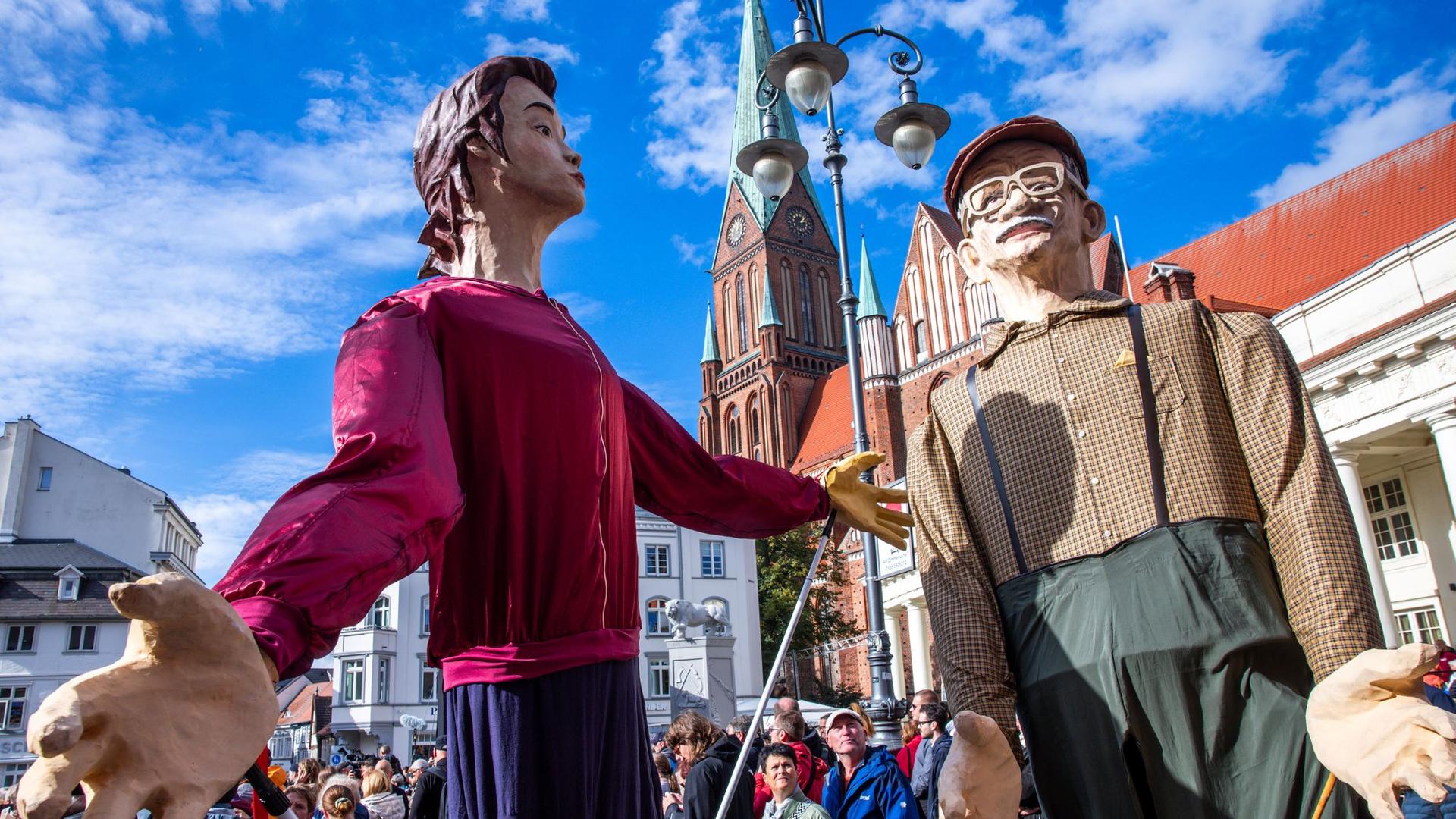 Einheitsfeier: Festakt zum Tag der Deutschen Einheit in Schwerin