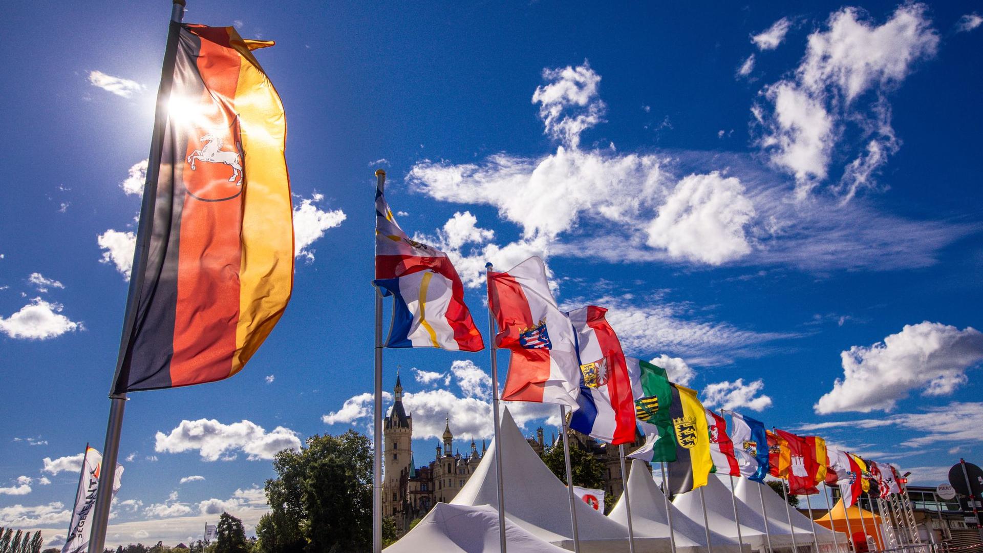 Jahrestag: Festakt zum Tag der Deutschen Einheit in Schwerin