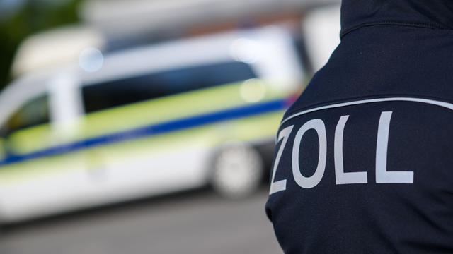 Zoll: Großrazzia in der Baubranche im Raum Stuttgart