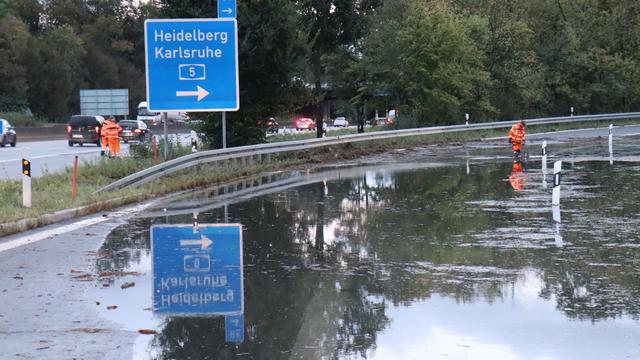 Mehrere Feuerwehreinsätze: Nach Starkregen: Überschwemmungen und vollgelaufene Keller