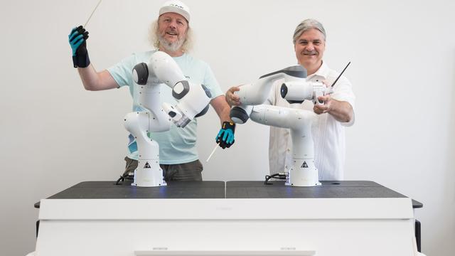 Musikalischer Roboter: Roboter-Sinfonie wird aus Dresden weltweit übertragen