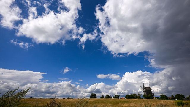 Wetter: Aussichten: Sonne, Wolken und Regen im Wechsel