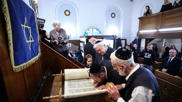 Antisemitischer Anschlag: Gedenken an Anschlag von Halle: Mahnung gegen Antisemitismus