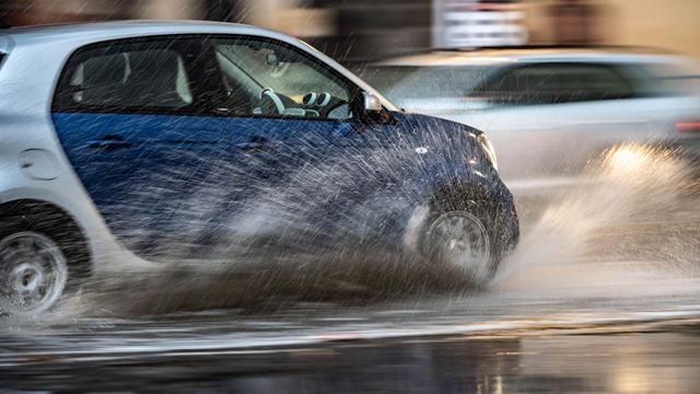 Wetter: Regen und Wind in Hessen