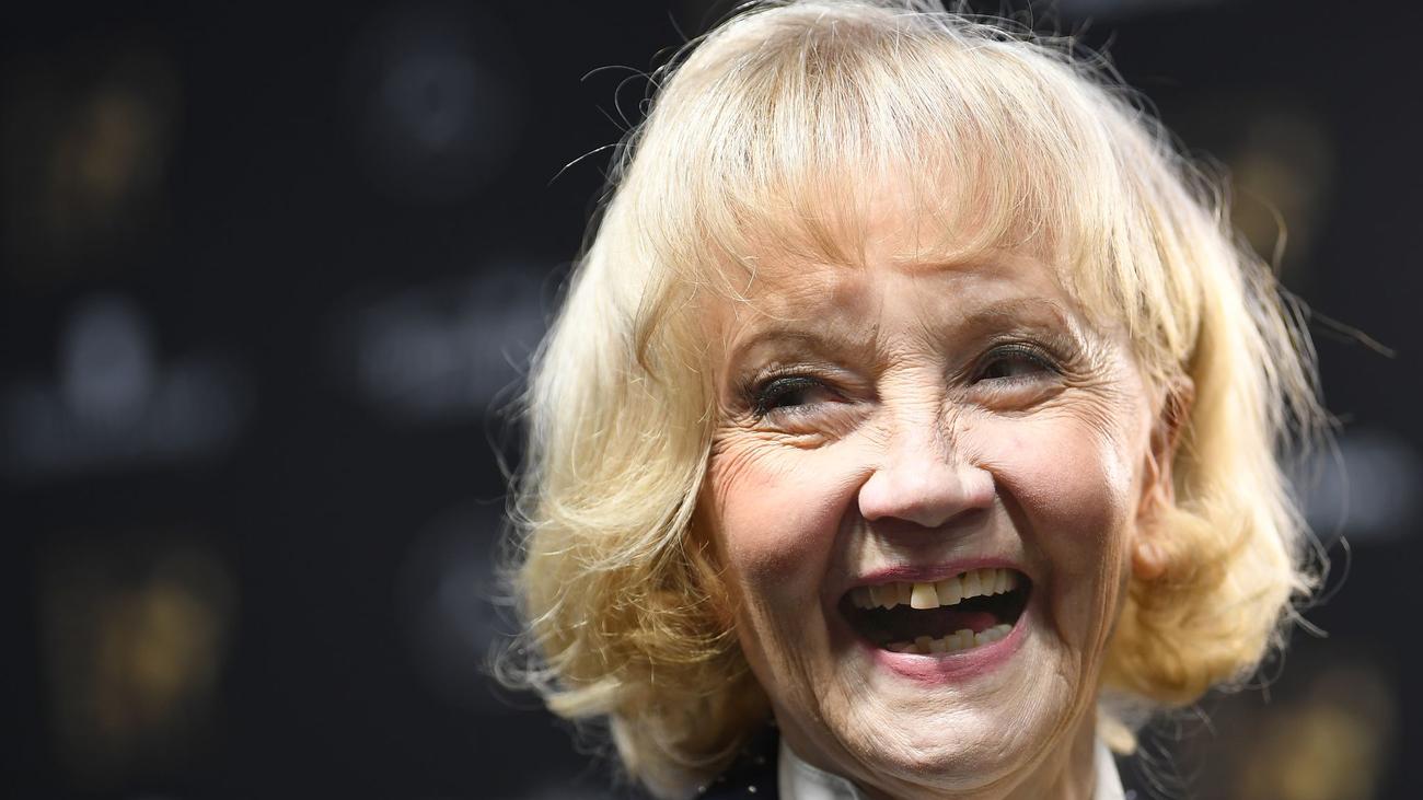 Film and television: Laughter as the elixir of life: Liselotte Pulver turns 95