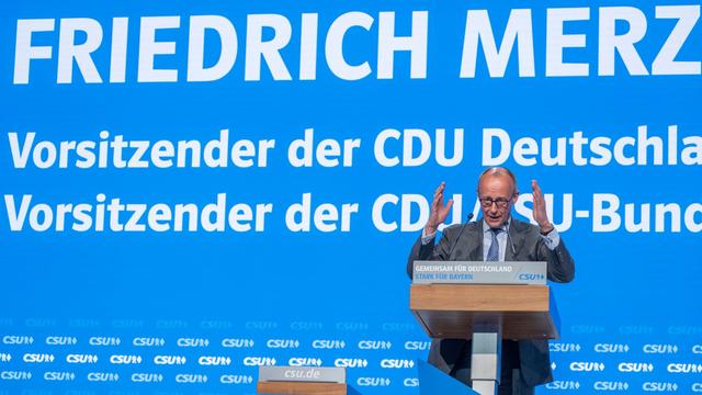 CSU-Parteitag: Merz untermauert Willen zur politischen Führung