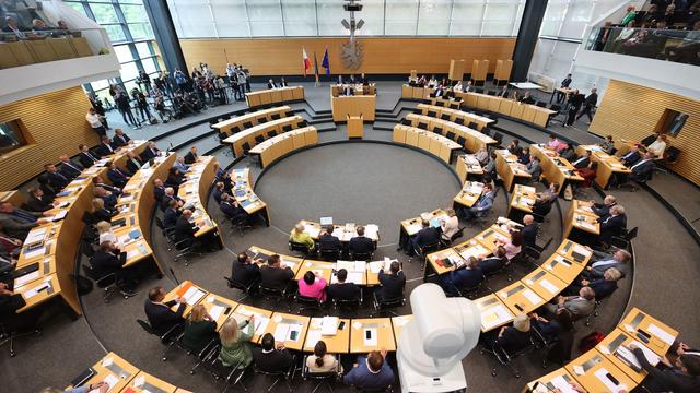 Thüringer Landtag: AfD prüft eigenen Corona-Untersuchungsausschuss