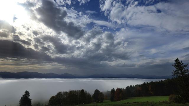 Wettervorhersage: Bewölktes und mildes Wetter in Bayern